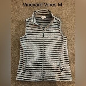 Vineyard Vines Gray and Black Striped Vest size M. A bit pilly but not bad